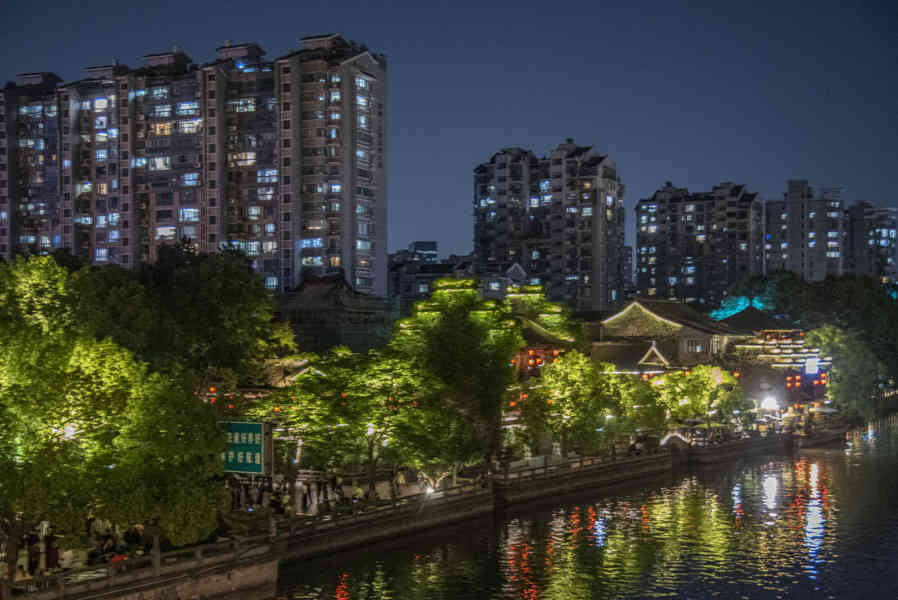 China - Hangzhou 087 - Hefang Street.jpg
